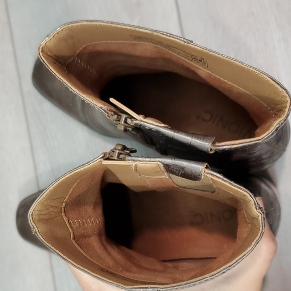 Vionic Women Harper Croc Met Boots shoes sz 9 - Picture 15 of 16